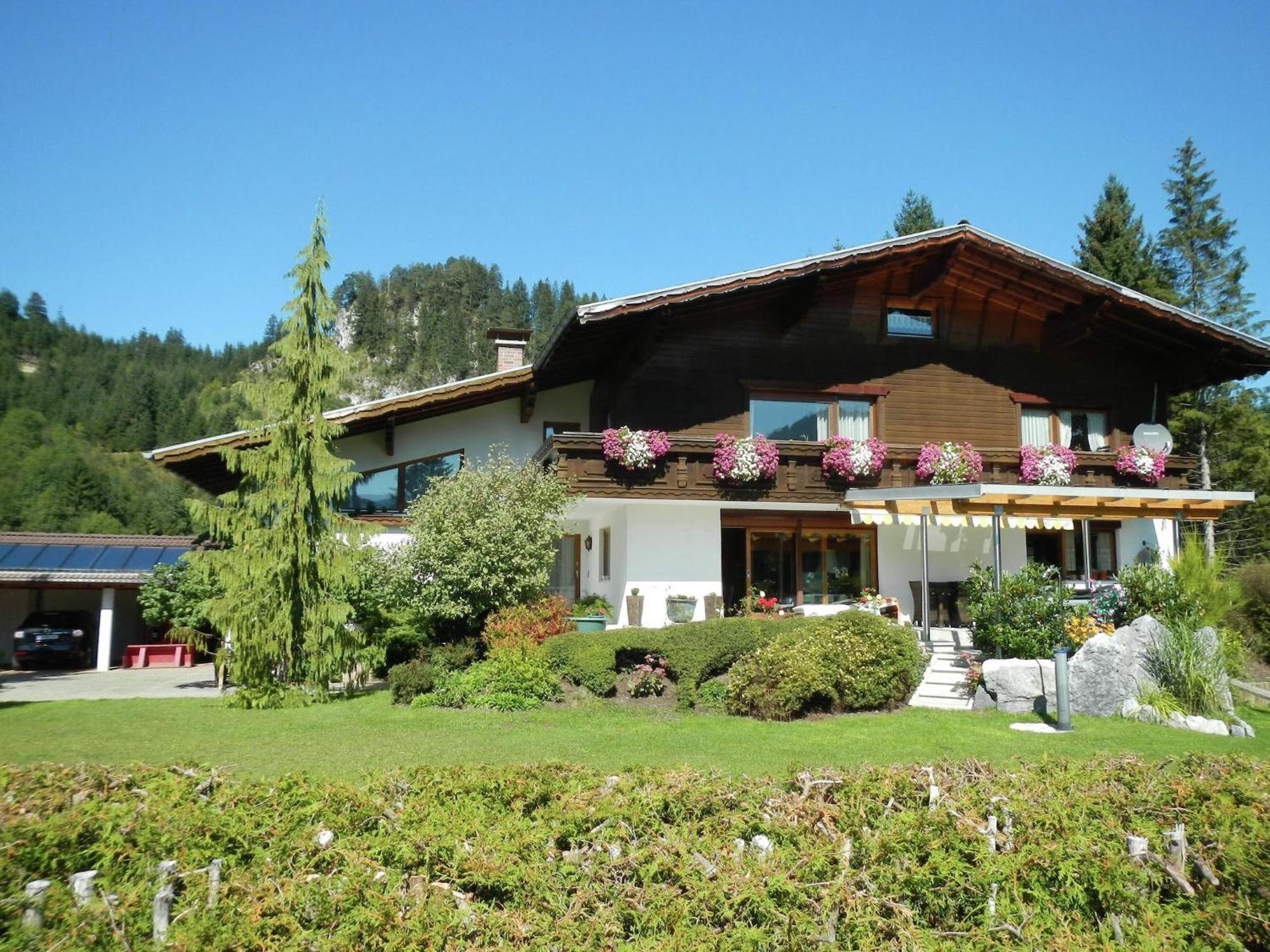 Apartment In W Ngle Tyrol With Walking Trails Near Ройте Екстериор снимка